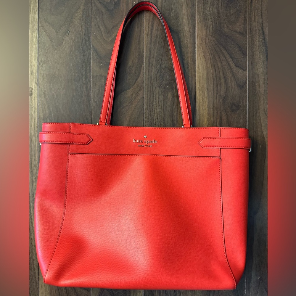 ♠️ KATE SPADE Purse ♠️